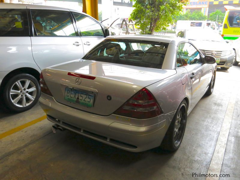 Mercedes benz slk 2012 price philippines #2