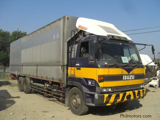 Isuzu 10 тонник рефрижератор