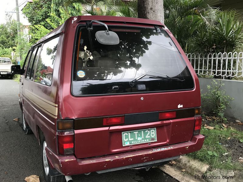 Nissan vanette 1994