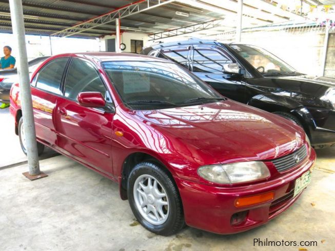 Mazda familia 1996