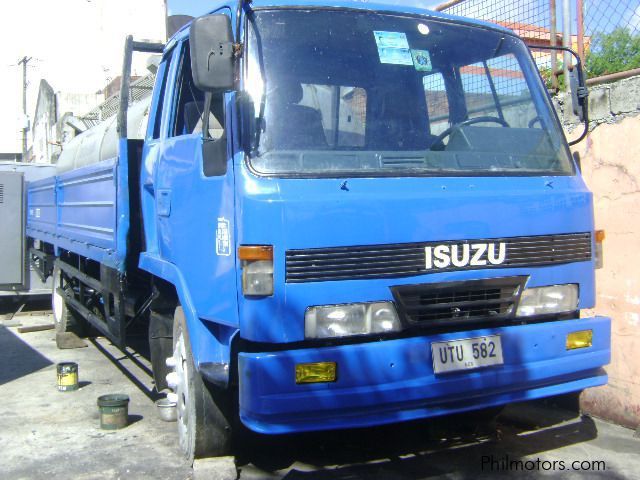 Лобовое стекло isuzu forward