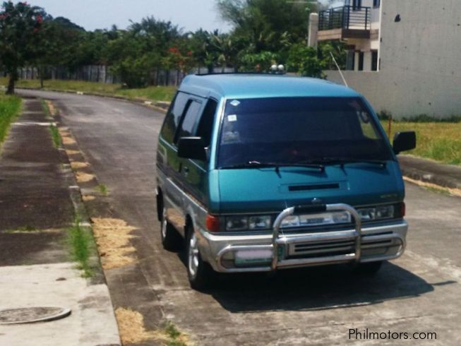 Nissan vanette 1997