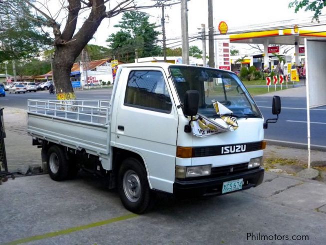 Isuzu elf 2002