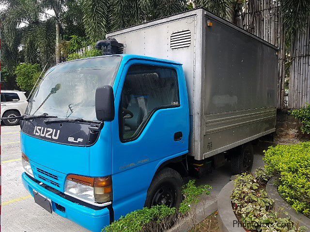 Isuzu elf 2002