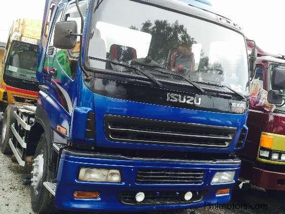 Used Isuzu tractor head, dump truck, wingvan, dropside | 2004 tractor ...