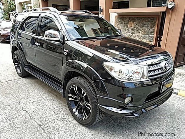 Toyota fortuner 2010