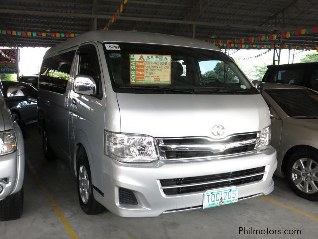 Toyota grand ace