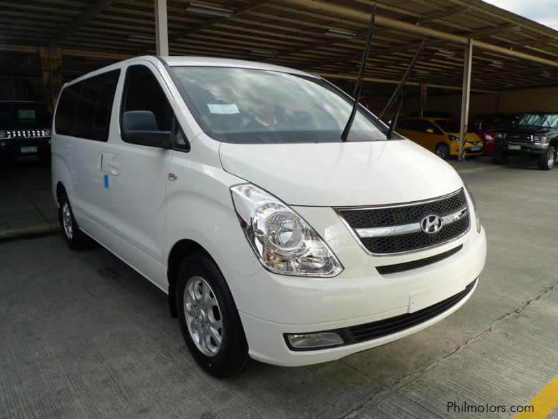 Hyundai grand starex 2012