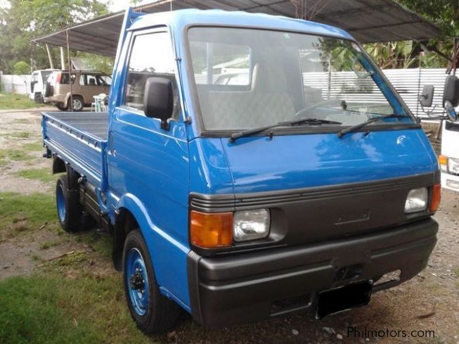 Mazda bongo 2013