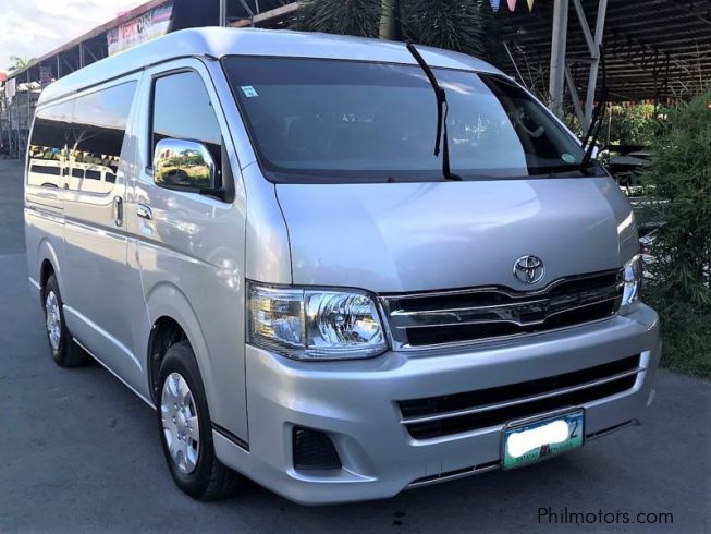 Тойота hiace 2013