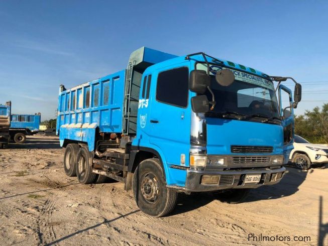 Mitsubishi fuso super great