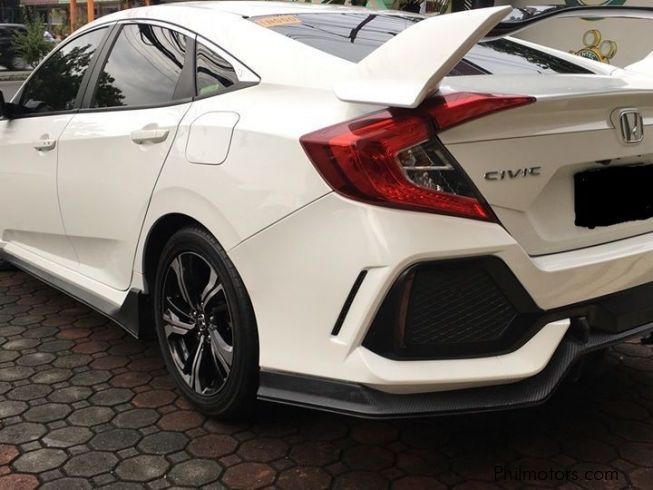 Used Honda Civic FC 1.8E CVT Type R Look | 2019 Civic FC 1.8E CVT Type ...