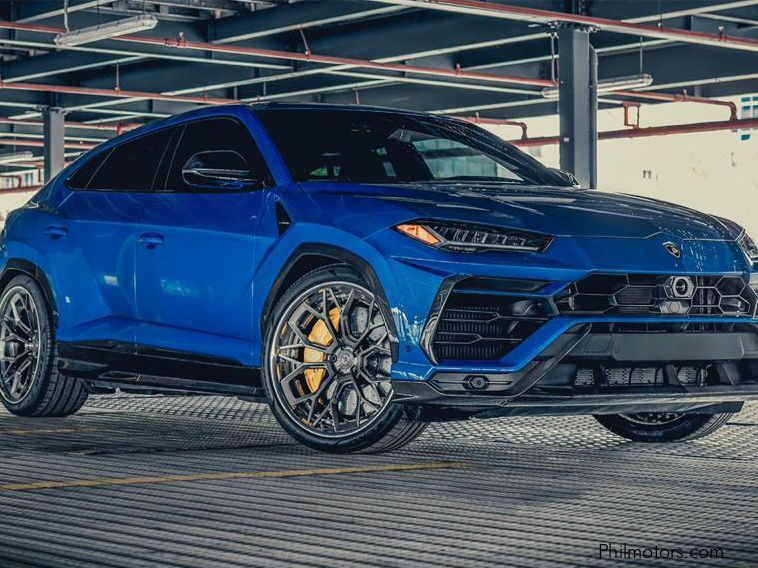 Lamborghini urus buy