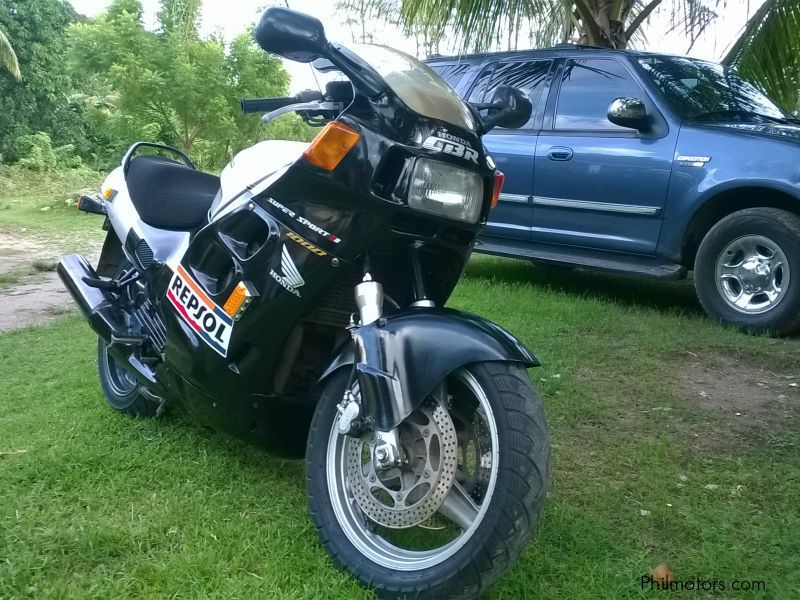 Honda CBR1000F Hurricane in Philippines