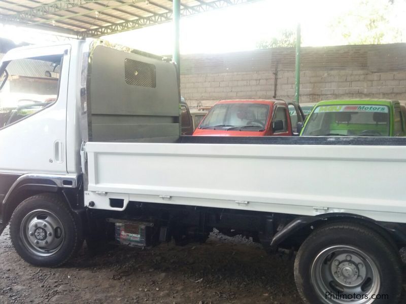 Used Mitsubishi Canter 4x4 Rear Single Tire Cargo Drop side truck 4M40 ...