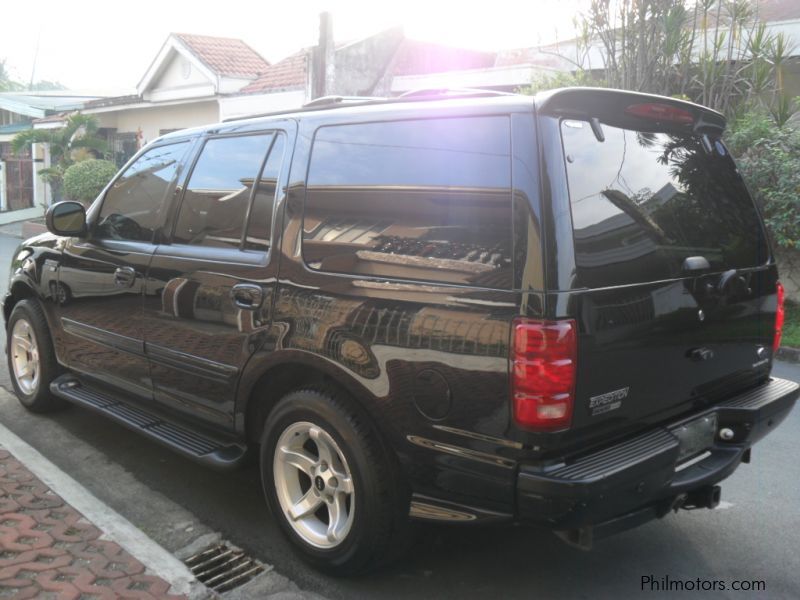 Ford Expedition XLT in Philippines