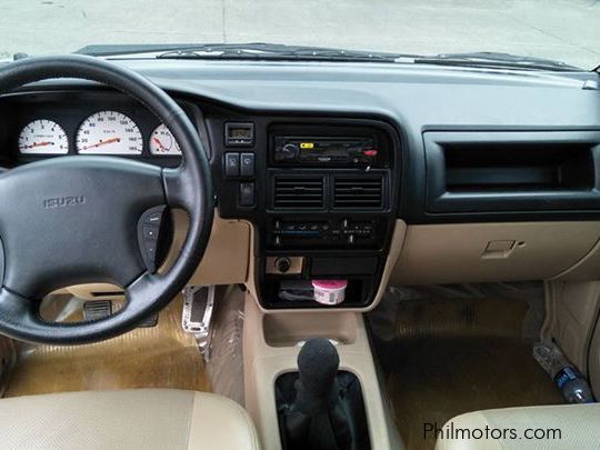 Isuzu Sportivo X-max in Philippines