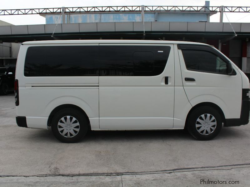 Used Toyota Hiace Commuter | 2018 Hiace Commuter for sale | Pampanga ...